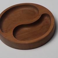 Round walnut serving dish — photo 2